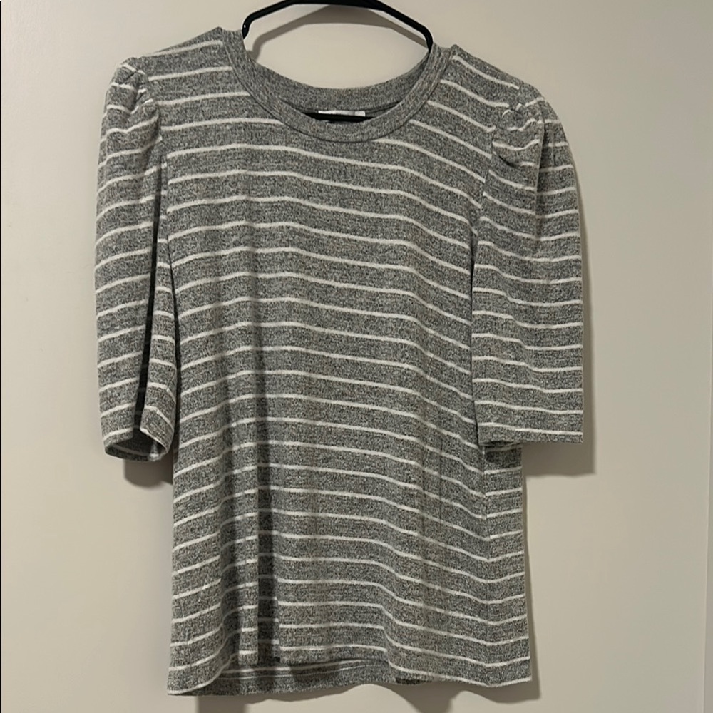 Daily Ritual Soft Stretchy Gray and White Striped Short Sleeve Sweater Shirt